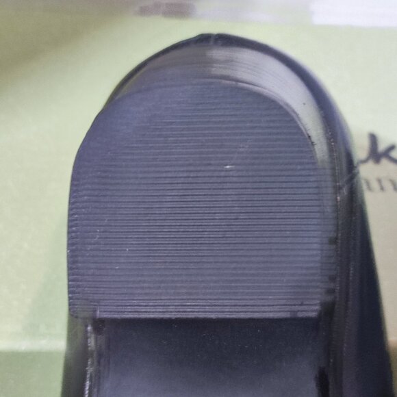 Clarks Everyday Sugar Plum Leather Pumps 9 Black Block Heel Slip On Dress Shoes - Picture 16 of 16